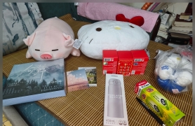 18岁与朋友们的礼物。