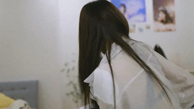 阿西, 美女室友竟然…?/Five Hearts Under ...